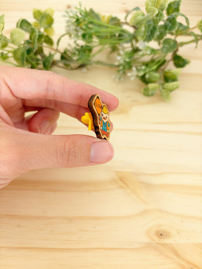 Construction Hammy Wooden Pin