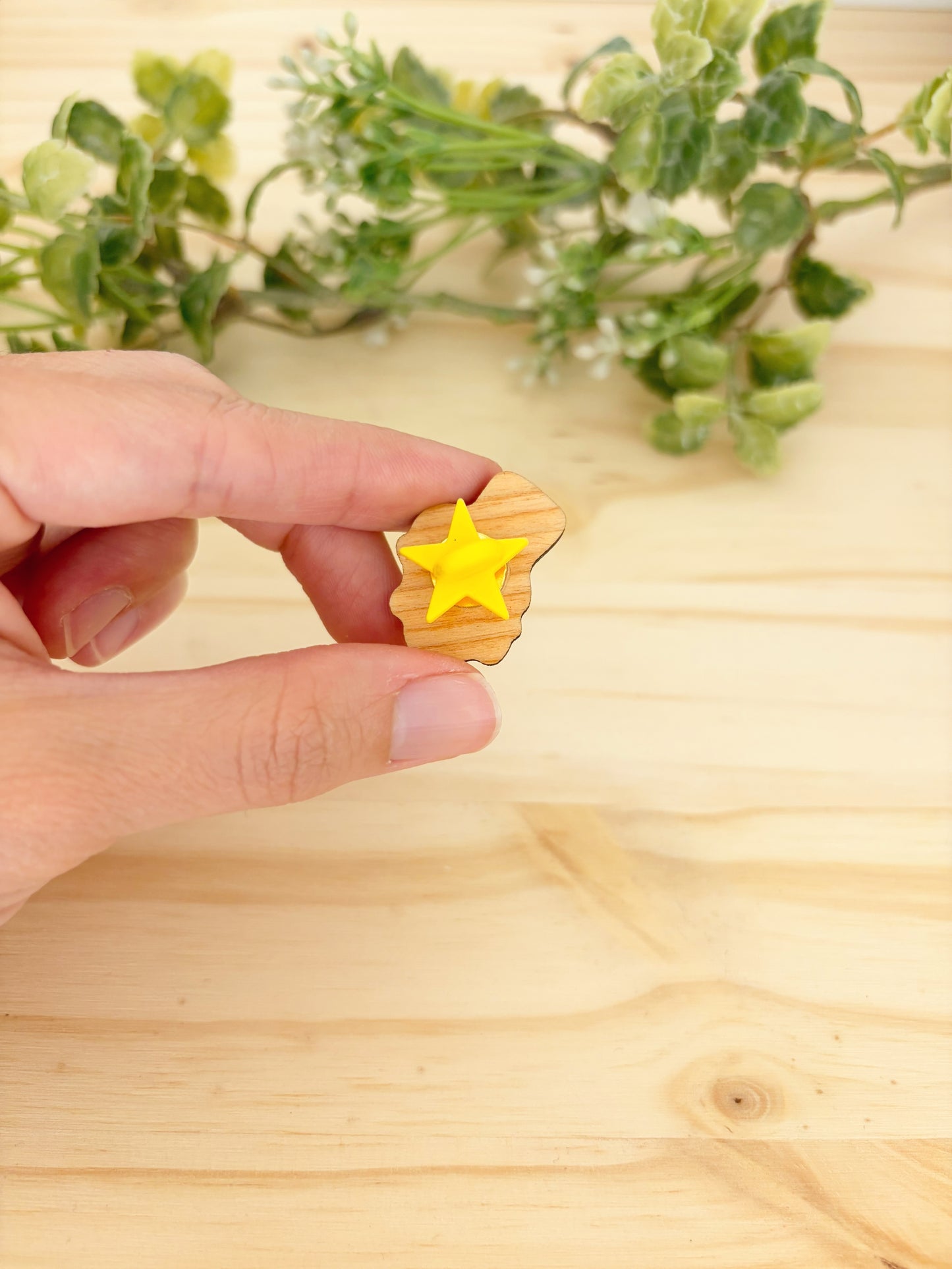 Grocer Hammy Wooden Pin